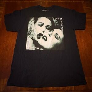 Type O Negative Bloody Kisses Band Tee | Official Warner Music Goth Metal Shirt